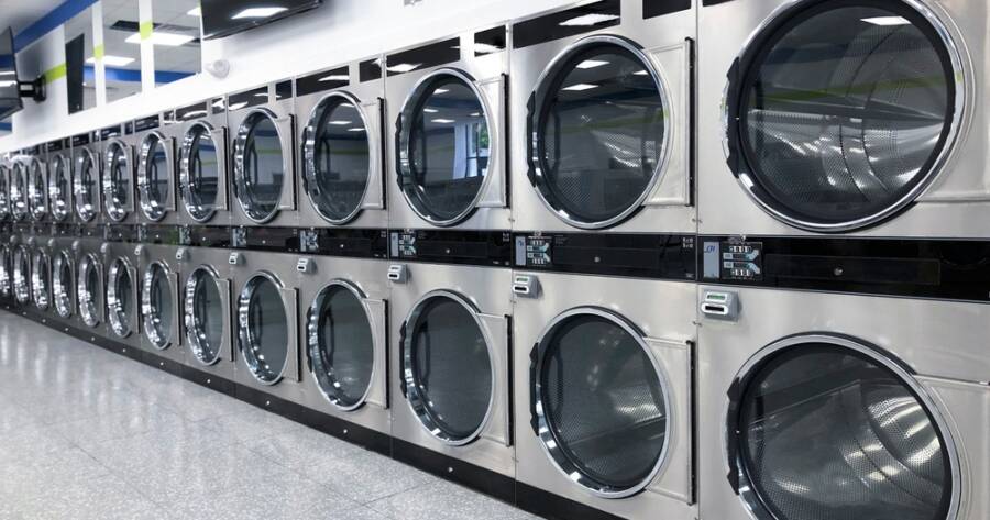 How Commercial Laundry Boosts Efficiency